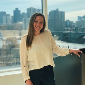 Meet your Posher, Carly